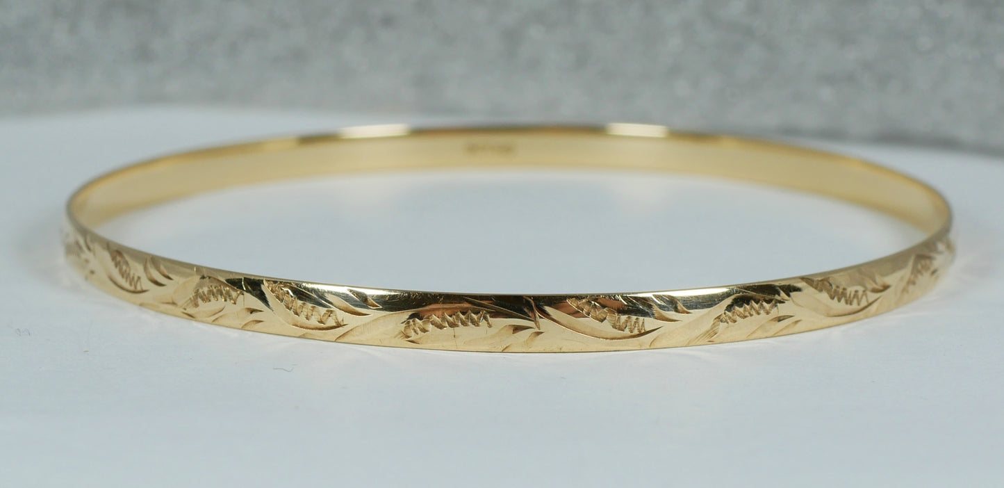 Vintage Solid 9ct Yellow Gold 65mm 2.5" Bright Cut 4mm D Profile Bangle 7.35gm