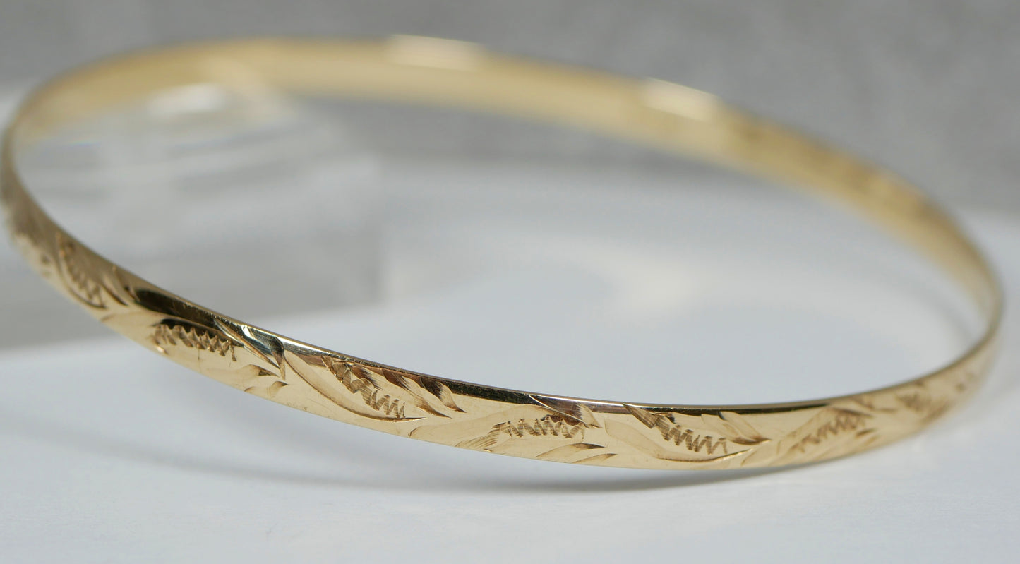 Vintage Solid 9ct Yellow Gold 65mm 2.5" Bright Cut 4mm D Profile Bangle 7.35gm