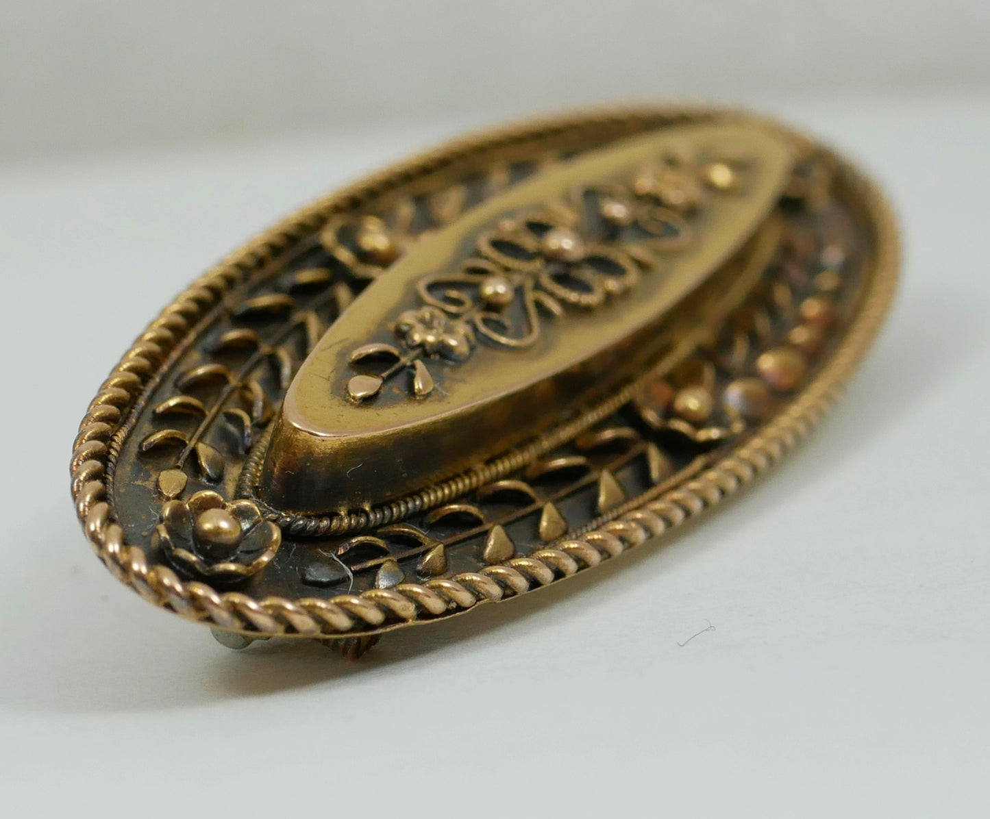 Antique 1890 Victorian Solid 15ct Yellow Gold Etruscan Revival Brooch Pin Flower