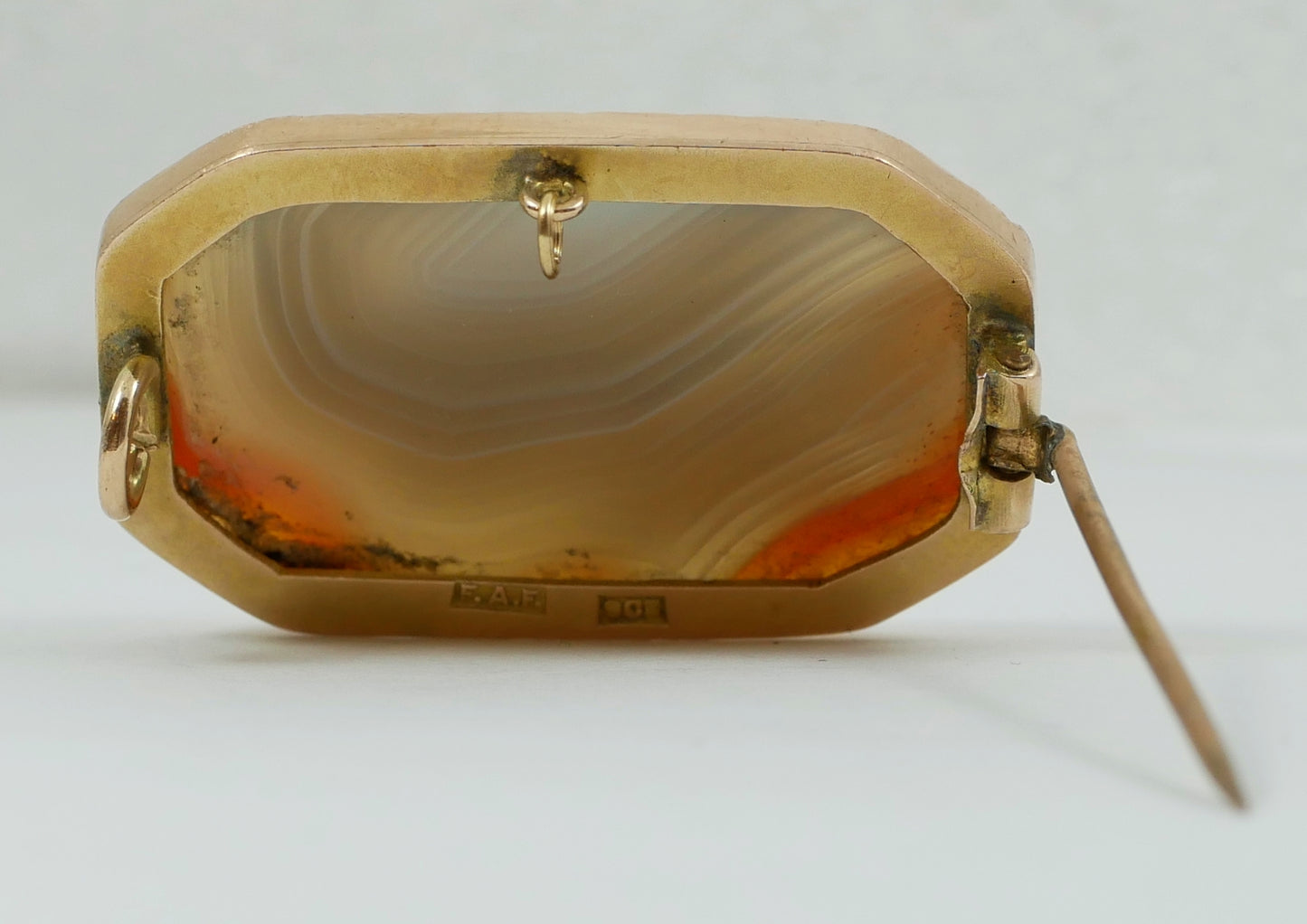 Antique Edwardian F A Flint Australian Solid 9ct Yellow Gold Banded Agate Brooch