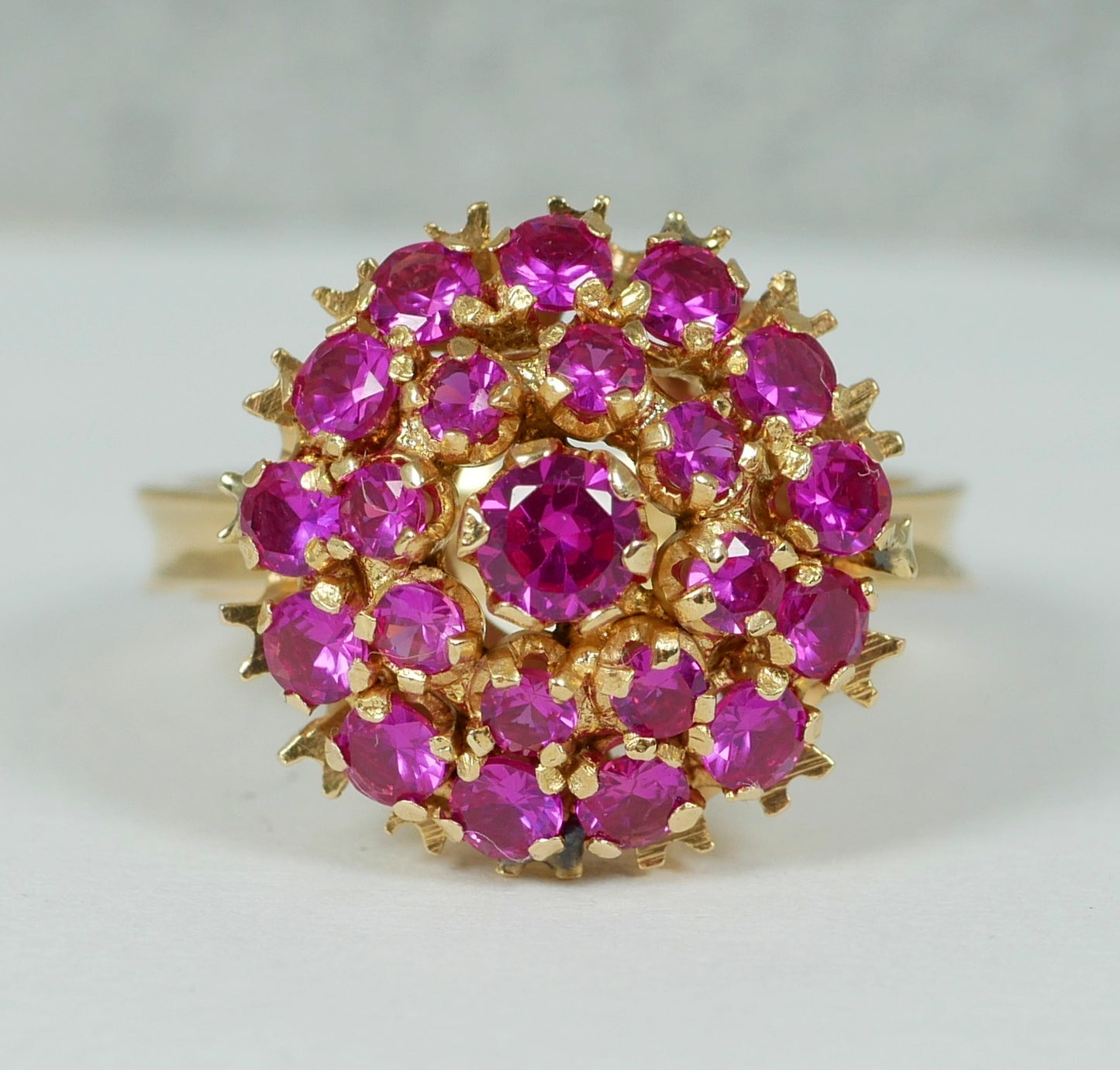 Solid 18ct Yellow Gold Pink Sapphire Cluster Princess Cocktail Ring Size 6 L 51