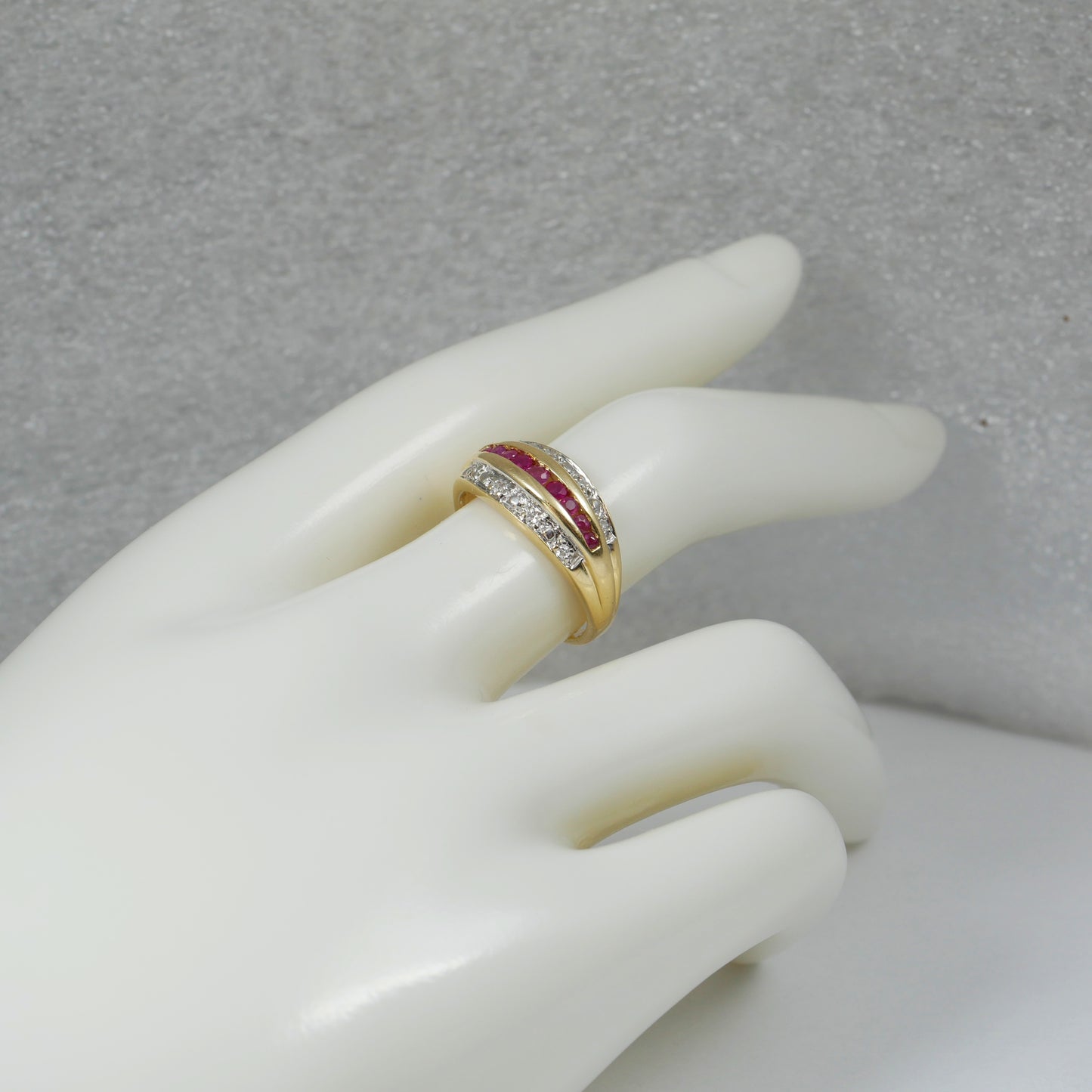 Solid 14ct Yellow Gold Channel Set Ruby & Diamond Cluster Dress Ring Size 7 N 54