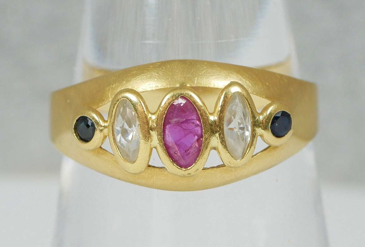 Solid 18ct Yellow Gold Marquise Ruby & Sapphire 5 Stone Dress Ring Size 7.5 O 55