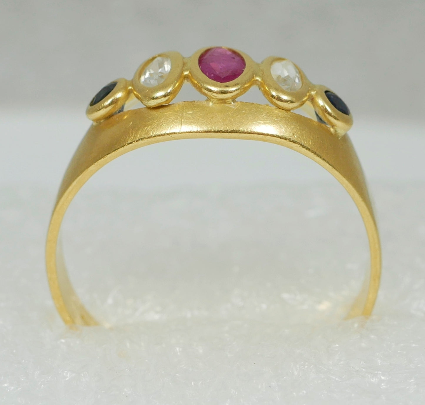 Solid 18ct Yellow Gold Marquise Ruby & Sapphire 5 Stone Dress Ring Size 7.5 O 55