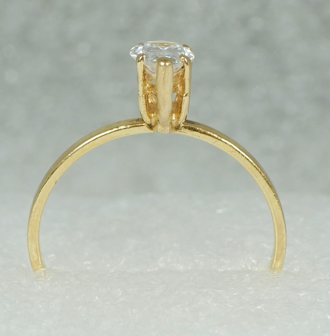 Solid 14ct Yellow Gold Pear Cut White Stone Solitaire Dress Ring Size 8 P 56 585