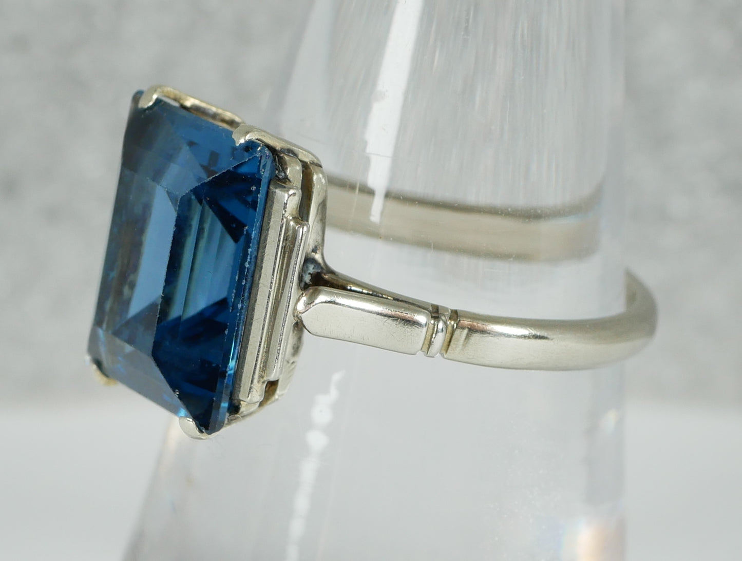 Vintage Art Deco Solid 9ct White Gold 6ct Blue Sapphire Dress Ring Size 7.5 O 55