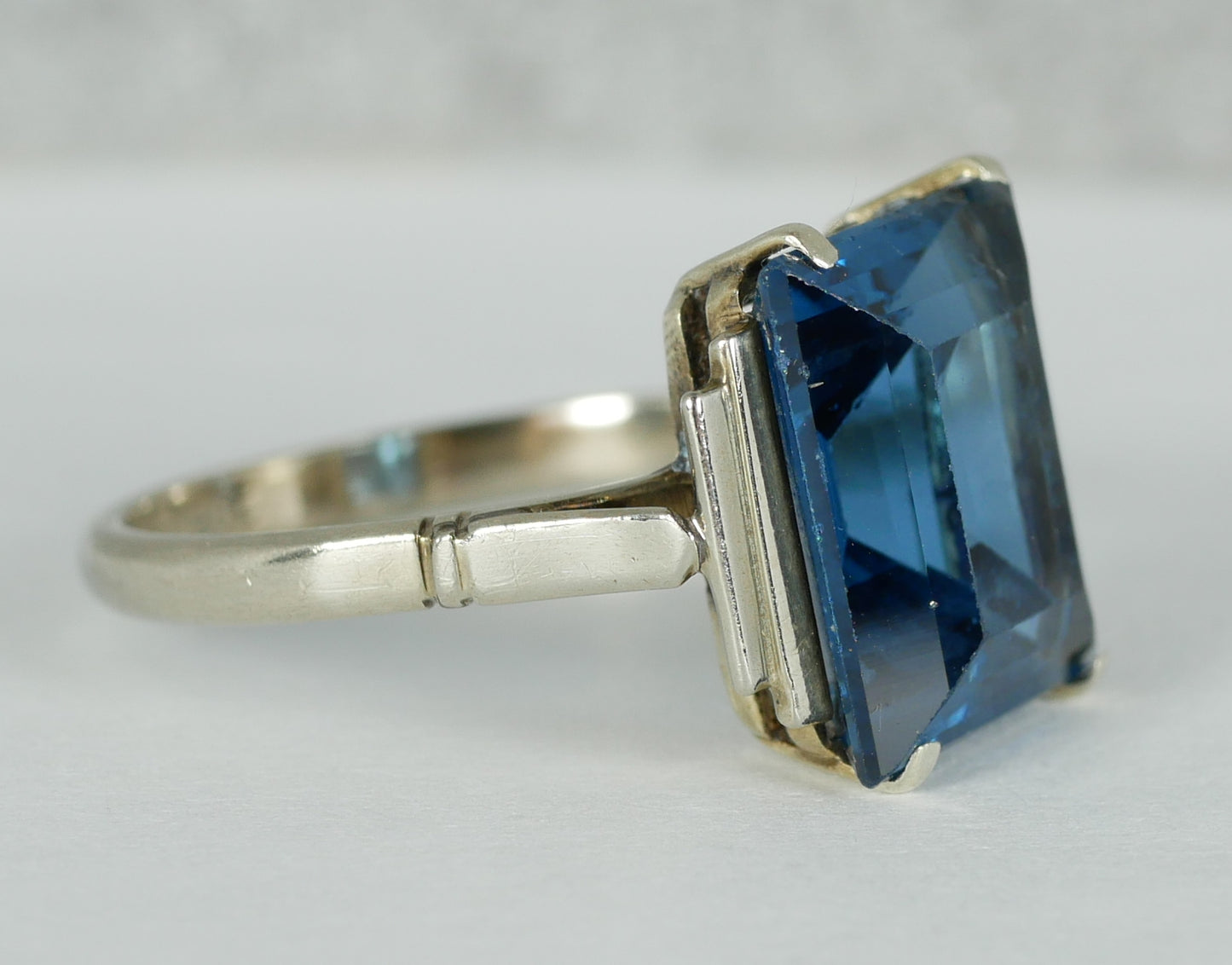 Vintage Art Deco Solid 9ct White Gold 6ct Blue Sapphire Dress Ring Size 7.5 O 55