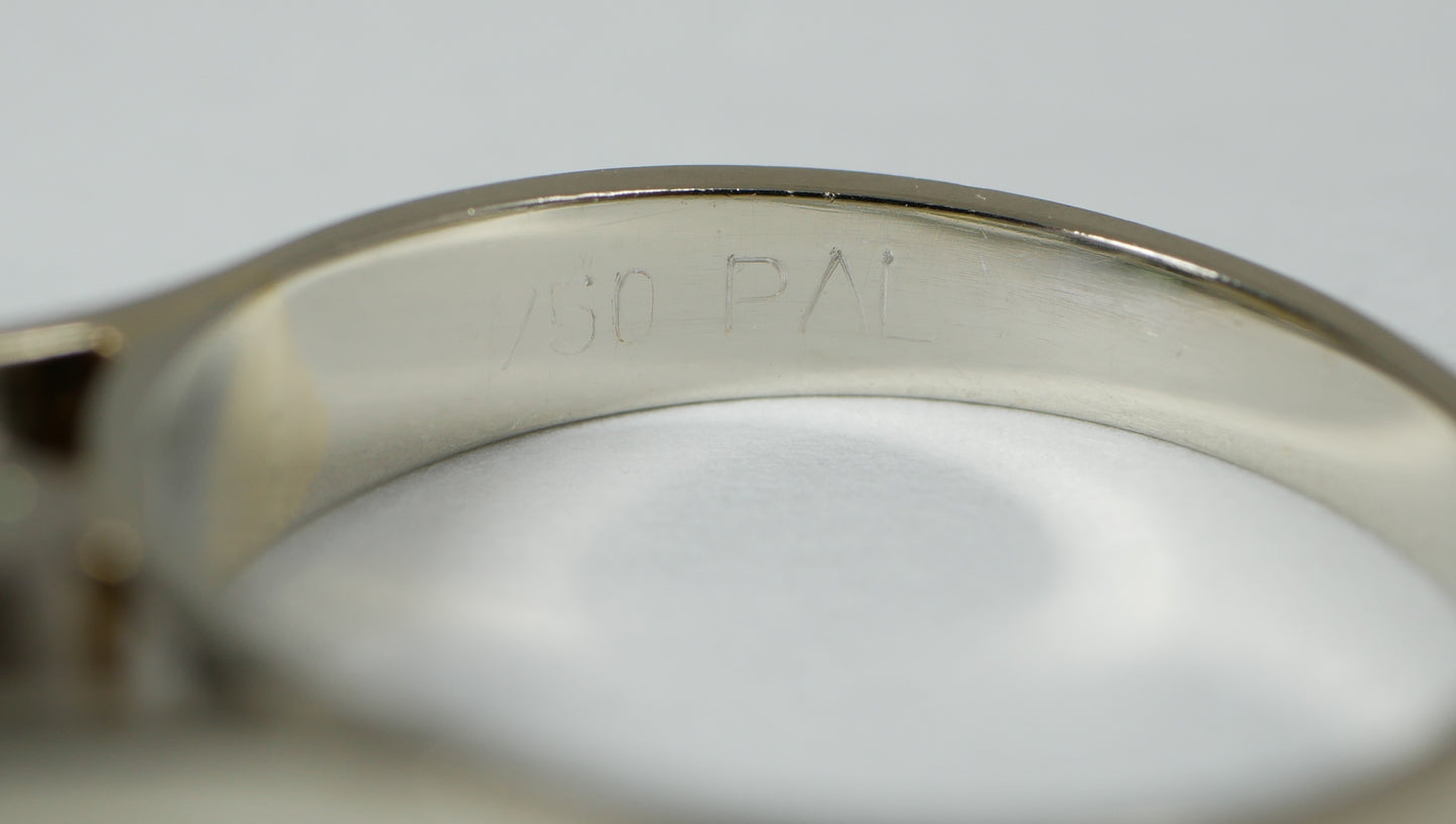 Solid 18ct White Gold Emerald Green Tourmaline Diamond Dress Ring Size 7.5 O 55