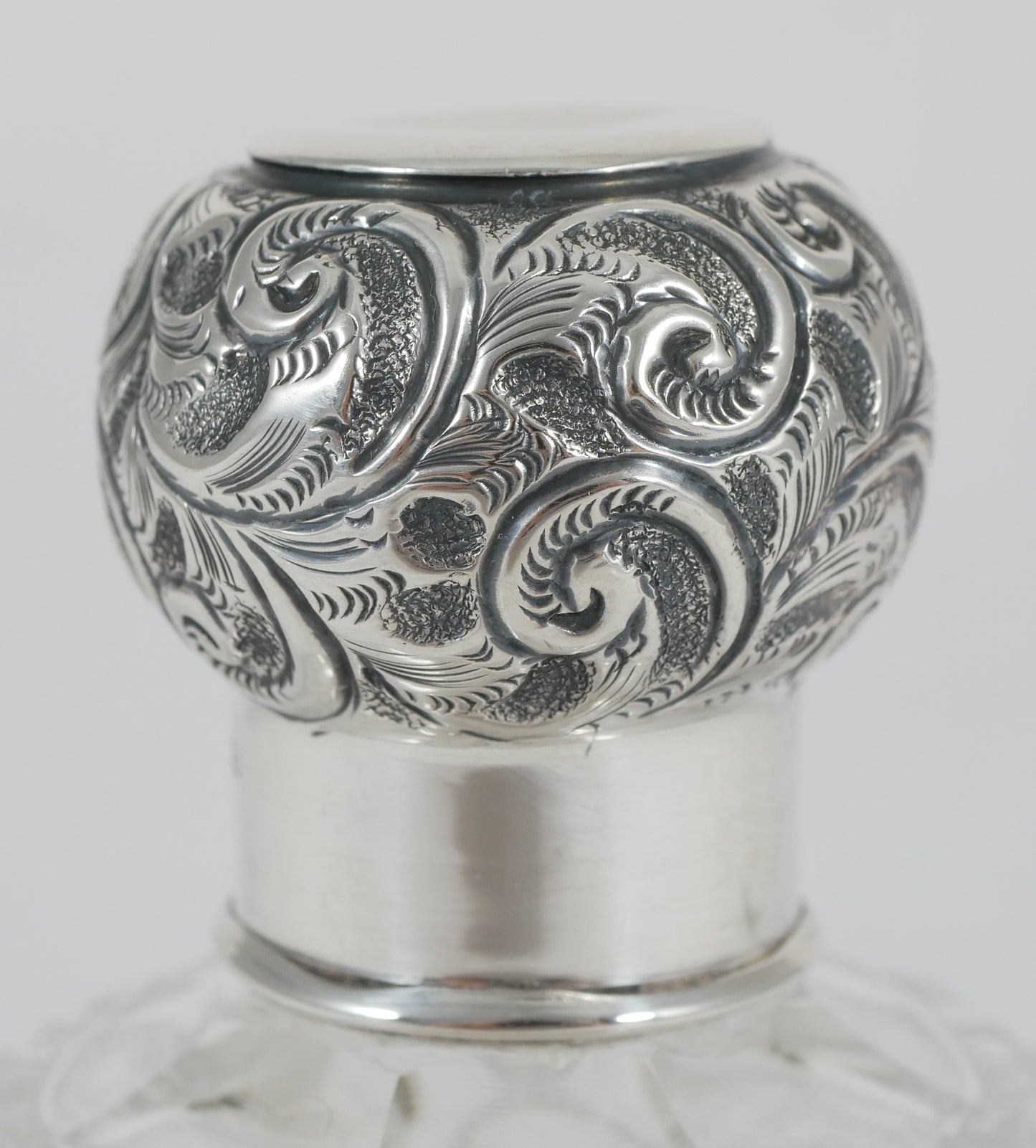 Antique Edwardian 1913 Sterling Silver Globe Shape Perfume Scent Bottle Stopper