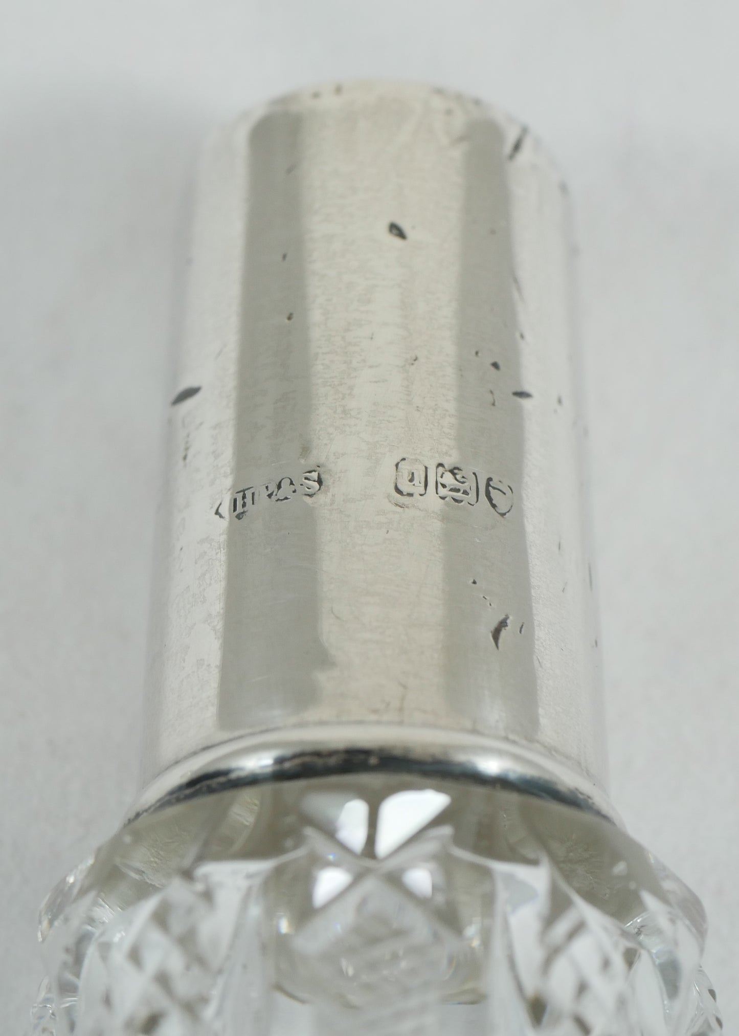 Antique Edwardian 1915 Sterling Silver Round Base Perfume Scent Bottle Stopper