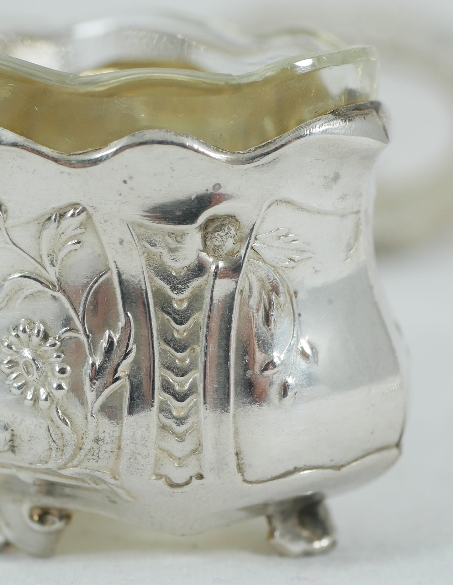 Antique Set of 4 French Sterling Silver Open Salt Cellars Bowls & Spoons Cruet