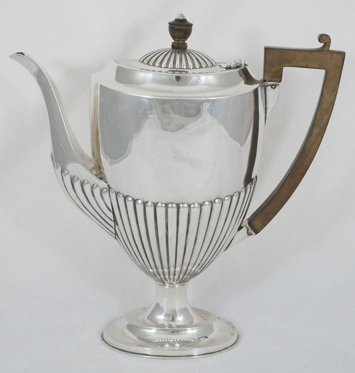 Antique Edwardian 1906 Sterling Silver Tall Coffee Pot Teapot 1,100ml Fluted Set