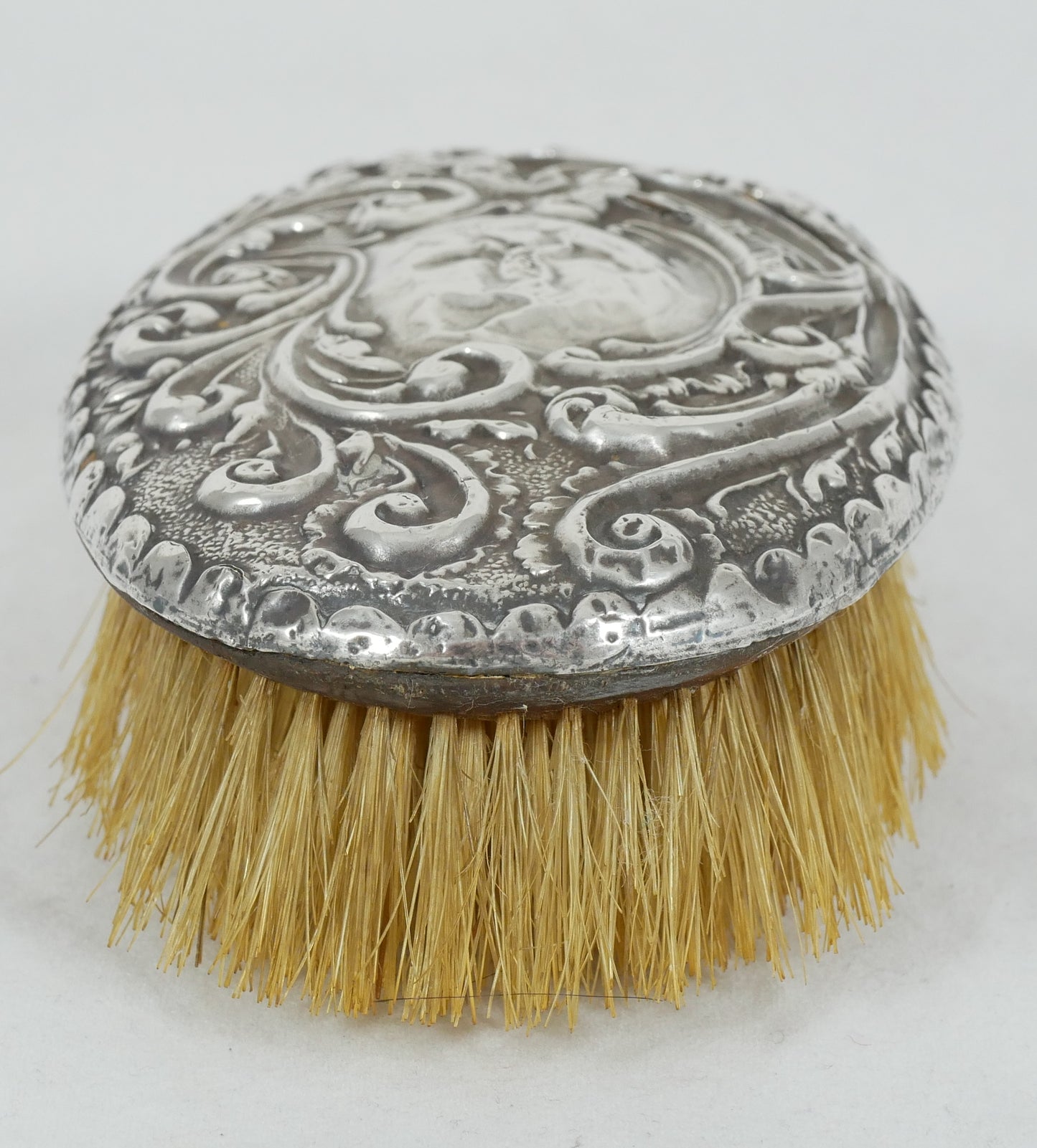 Antique Edwardian 1912 Sterling Silver Repousse Oval Clothes Brush Hair Chester
