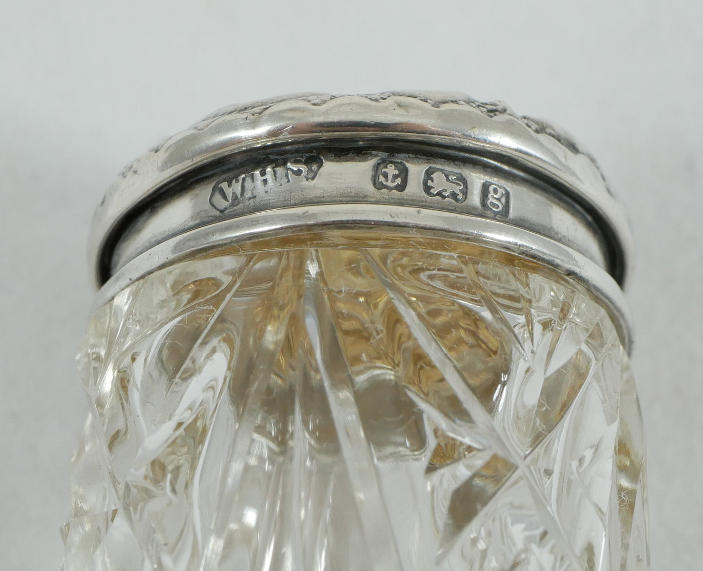 Antique Edwardian 1906 Repousse Sterling Silver & Cut Glass Pin Bottle Jar Gilt