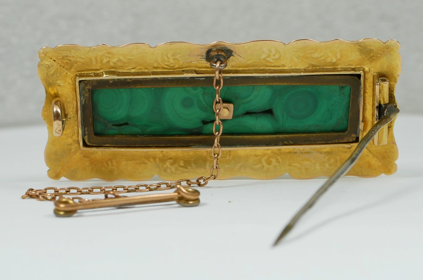 Antique Art Deco Large Solid 15ct Yellow Gold Malachite Panel Heavy Brooch Pin