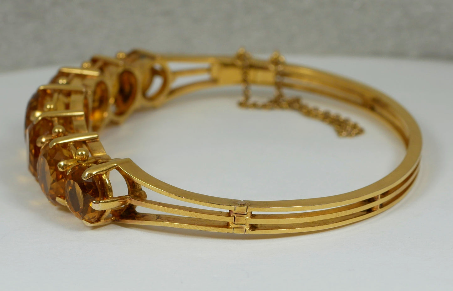 Antique Vintage Heavy Solid 18ct Yellow Gold & Natural Citrine Hinged Bangle 750