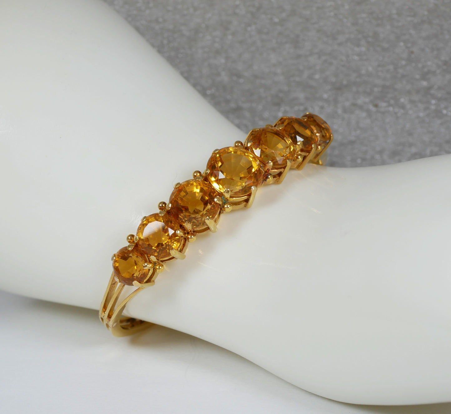 Antique Vintage Heavy Solid 18ct Yellow Gold & Natural Citrine Hinged Bangle 750