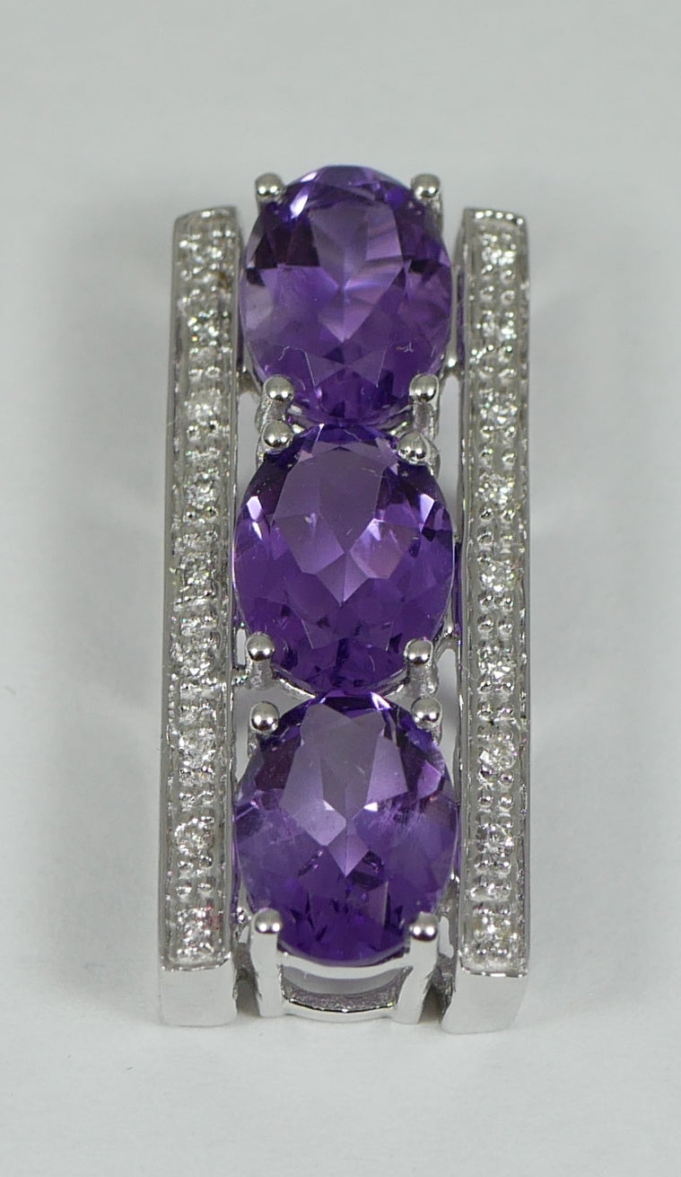 Modern Solid 14ct White Gold Oval Cut Amethyst & Diamond 23mm Necklace Pendant