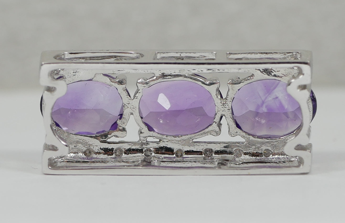 Modern Solid 14ct White Gold Oval Cut Amethyst & Diamond 23mm Necklace Pendant