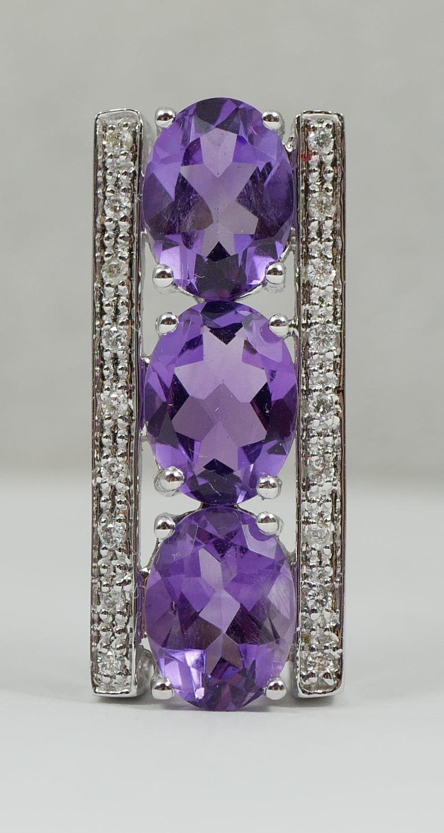 Modern Solid 14ct White Gold Oval Cut Amethyst & Diamond 23mm Necklace Pendant