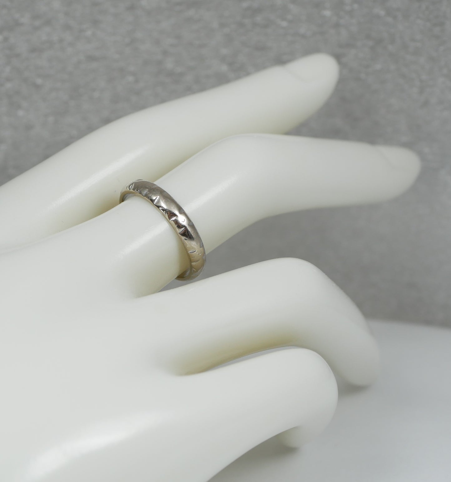 Vintage Solid 18ct White Gold Bridal 3mm D Shape Wedding Band Ring Size 7.5 O 55