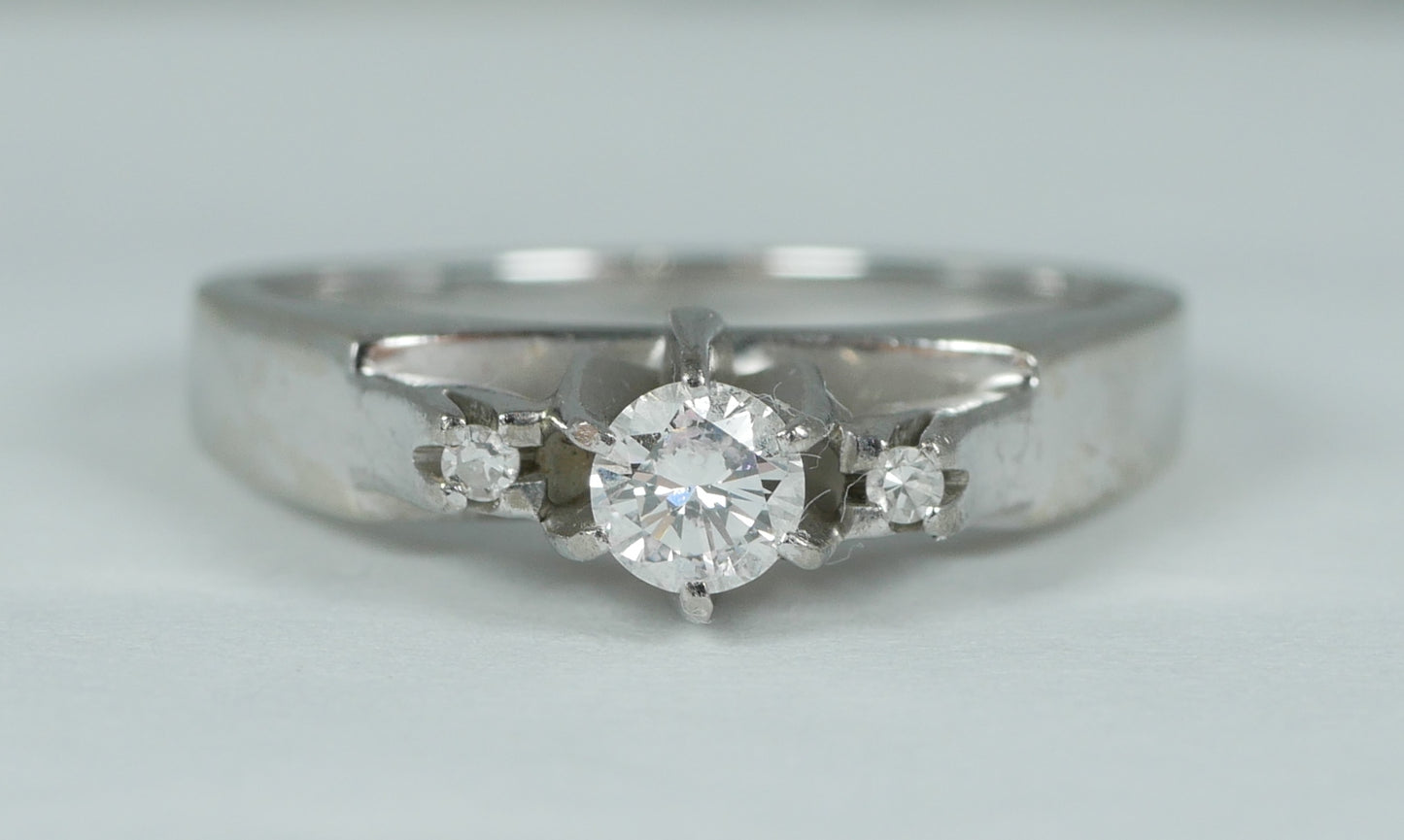Solid 18ct White Gold 3 Stone 0.27ct Diamond Engagement Dress Ring Size 5.5 K 50