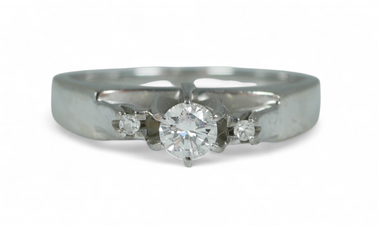 Solid 18ct White Gold 3 Stone 0.27ct Diamond Engagement Dress Ring Size 5.5 K 50