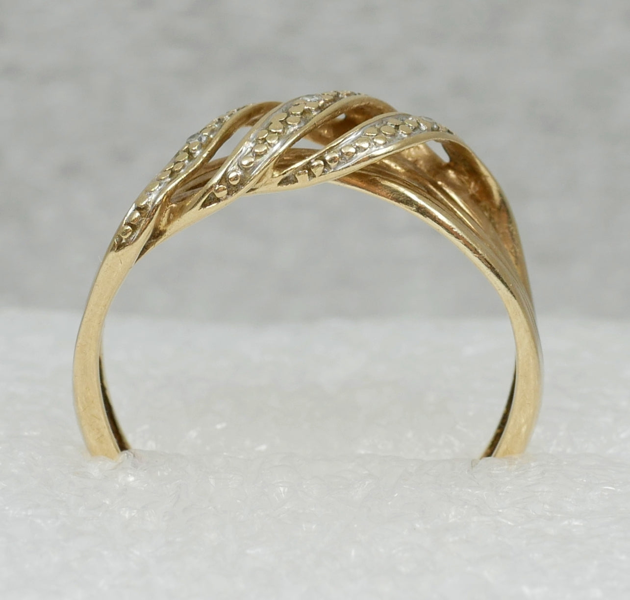 Contemporary Solid 9ct Yellow Gold & Diamond Crossover Dress Ring Size 6 L 51