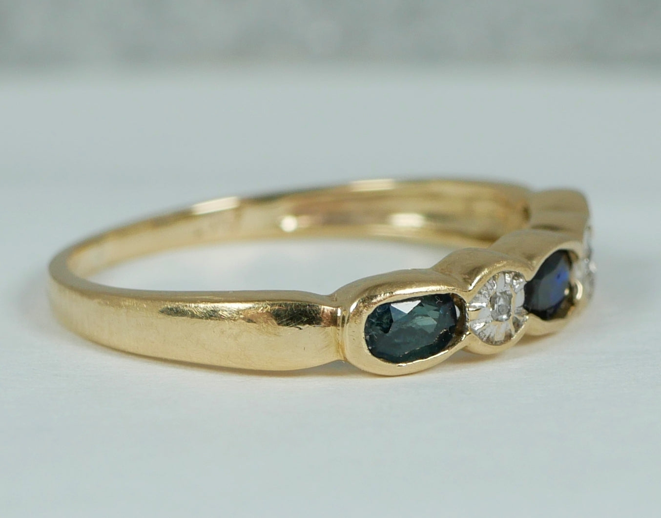 Solid 9ct Yellow Gold Natural Blue Sapphire & Diamond Dress Ring Size 4.5 I 48