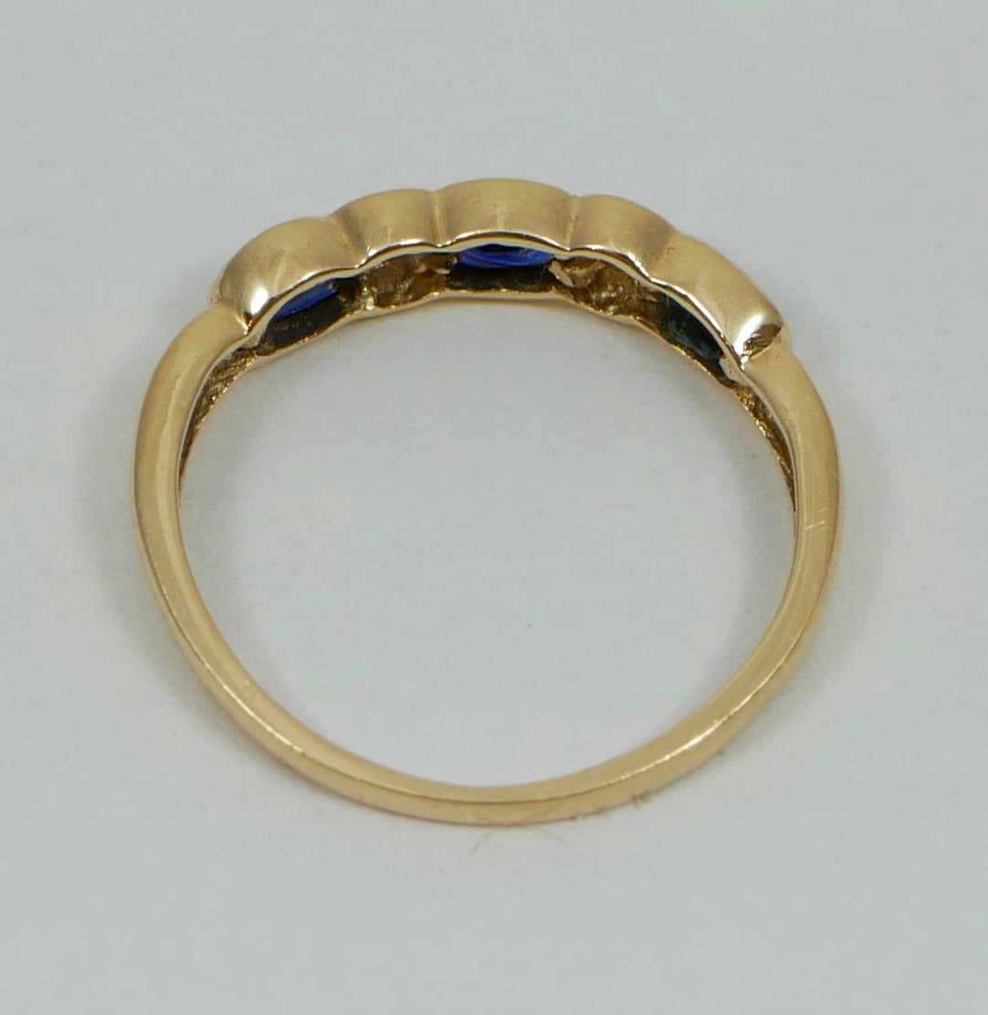 Solid 9ct Yellow Gold Natural Blue Sapphire & Diamond Dress Ring Size 4.5 I 48