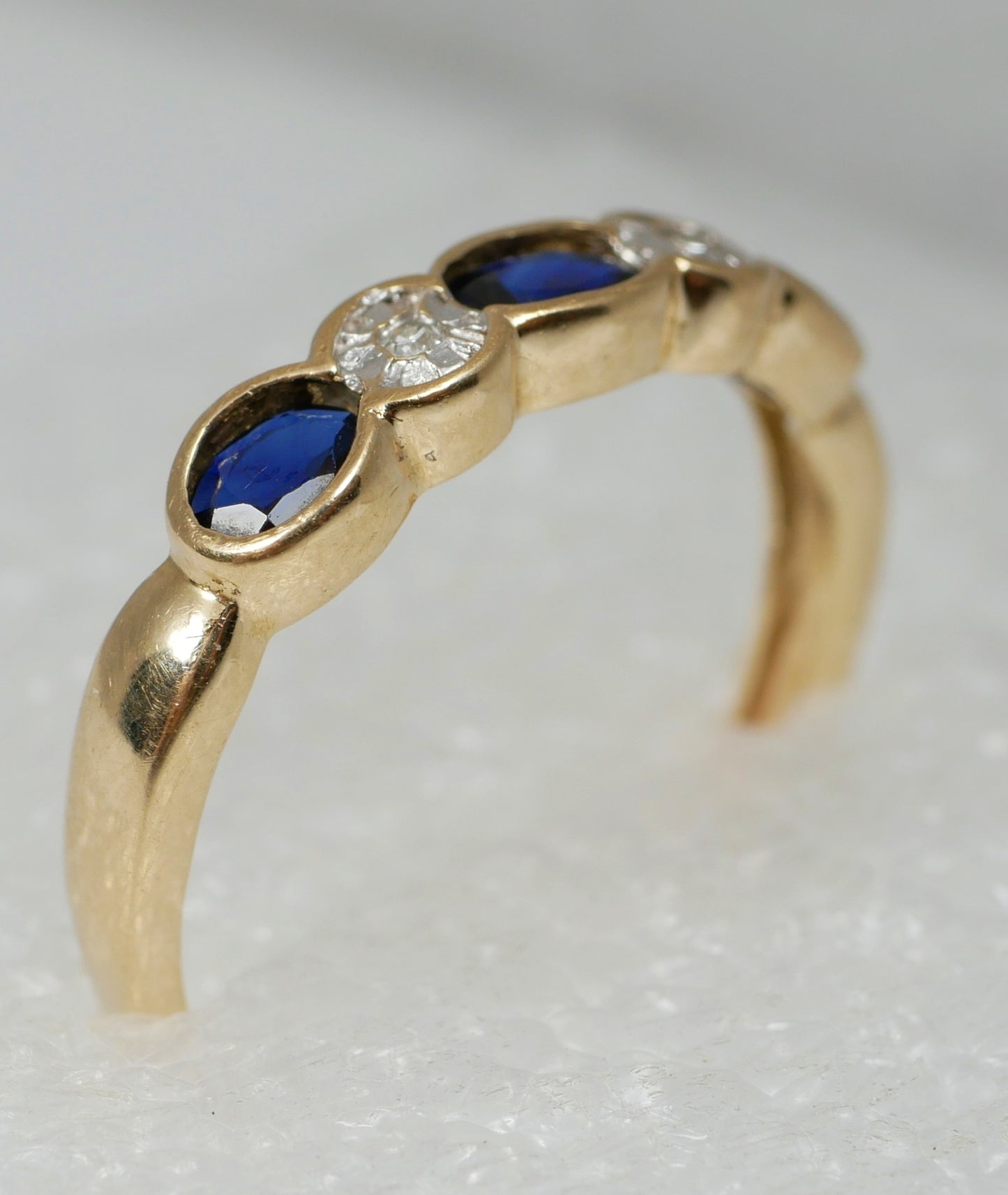 Solid 9ct Yellow Gold Natural Blue Sapphire & Diamond Dress Ring Size 4.5 I 48
