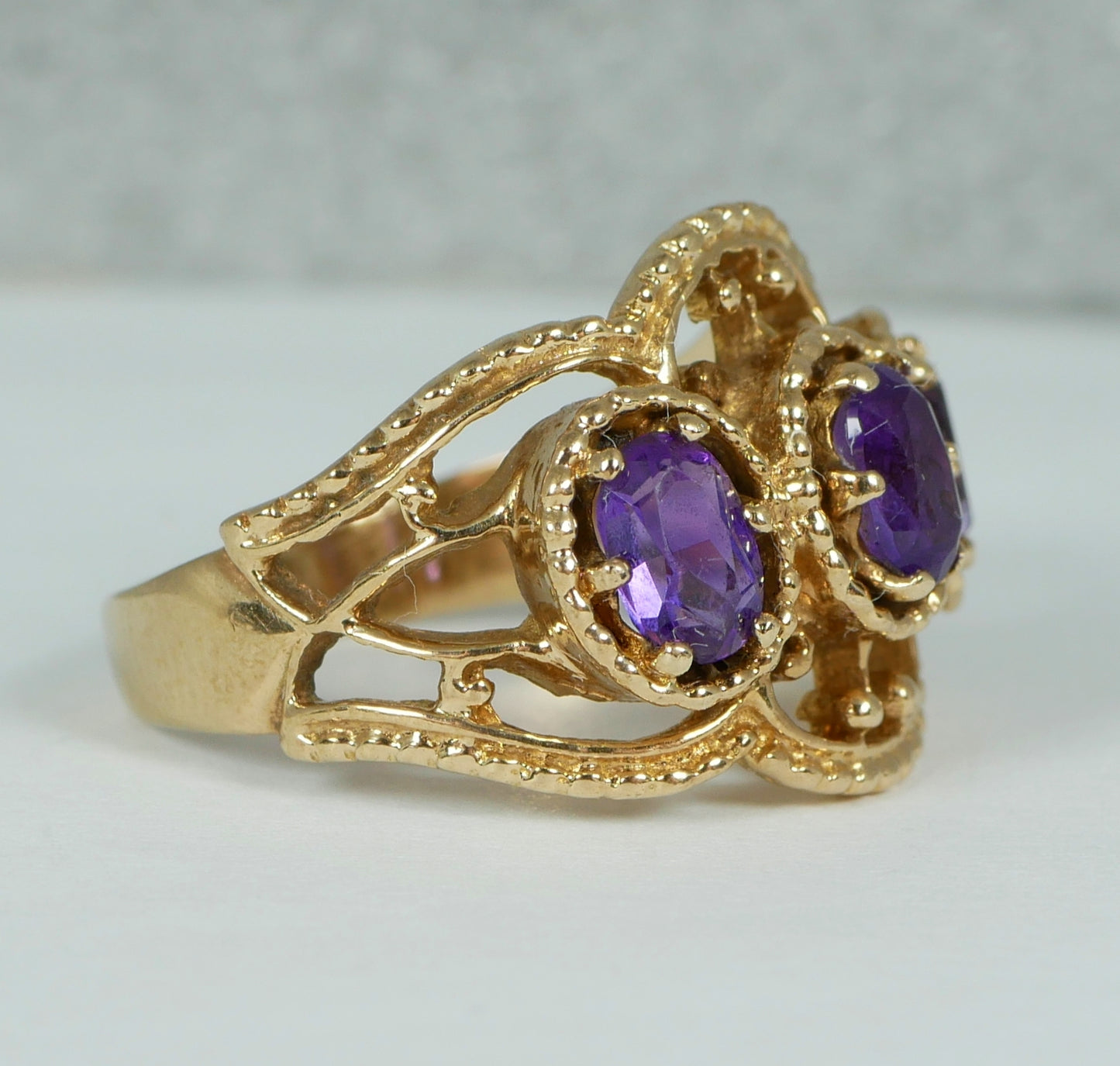 Vintage Solid 9ct Yellow Gold 3 Stone Amethyst Filigree Dress Ring Size 8 P 56