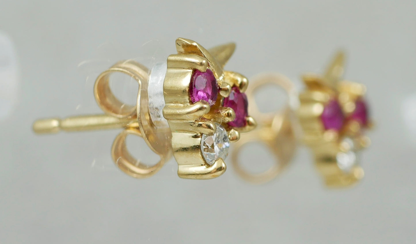 Beautiful Pair of Solid 9ct Yellow Gold Ruby & Diamond Trio Stud Earrings Set