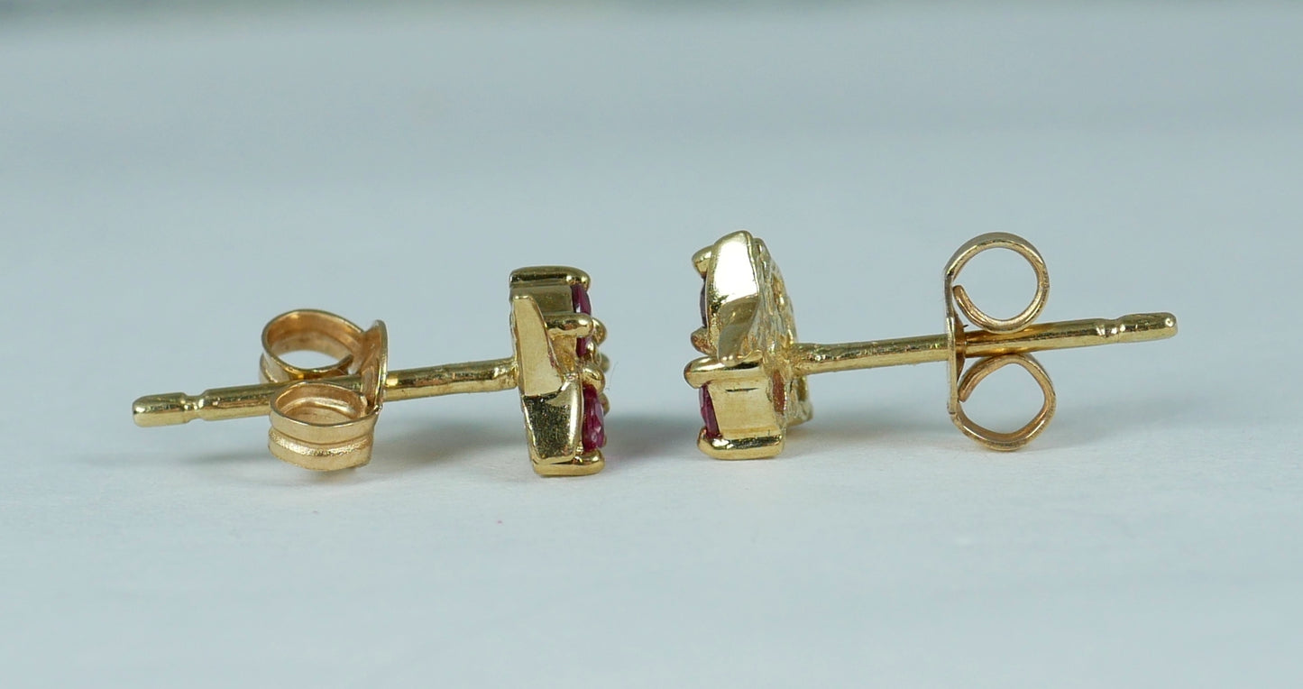 Beautiful Pair of Solid 9ct Yellow Gold Ruby & Diamond Trio Stud Earrings Set