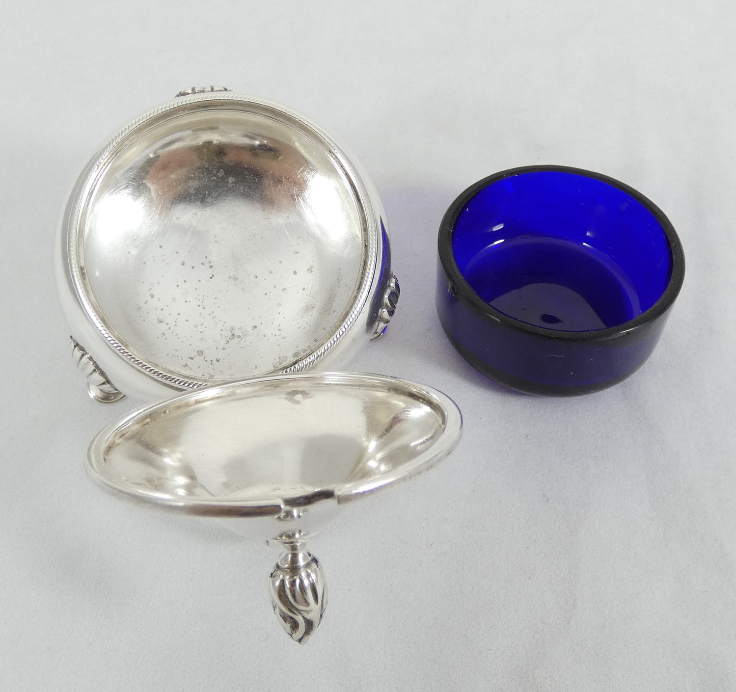 Antique Victorian 1899 Sterling Silver Blue Glass Cauldron Mustard Pot Cruet Set