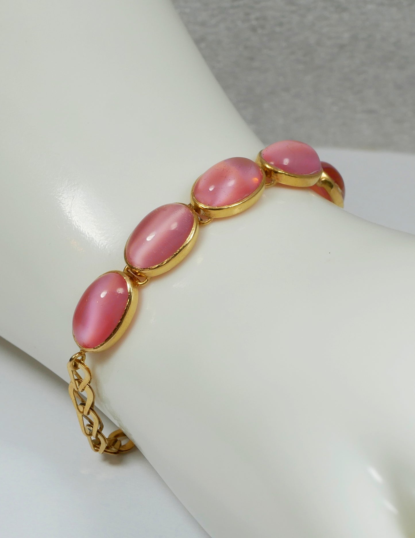 Vintage Chinese Solid 21ct Yellow Gold Pink Cat's Eye Stone 16cm 6" Bracelet Cat