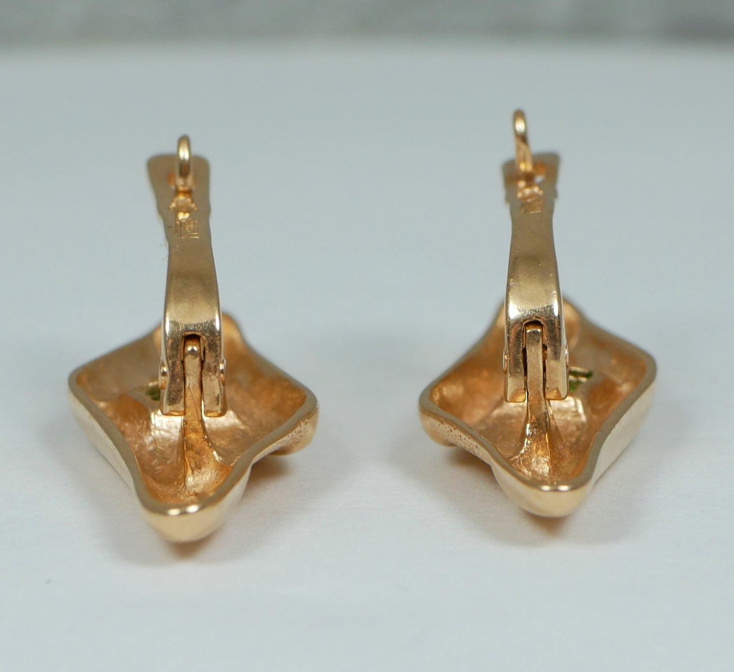 Vintage European Pair Solid 14ct Yellow Gold Green Stone Lever Back Earrings Set