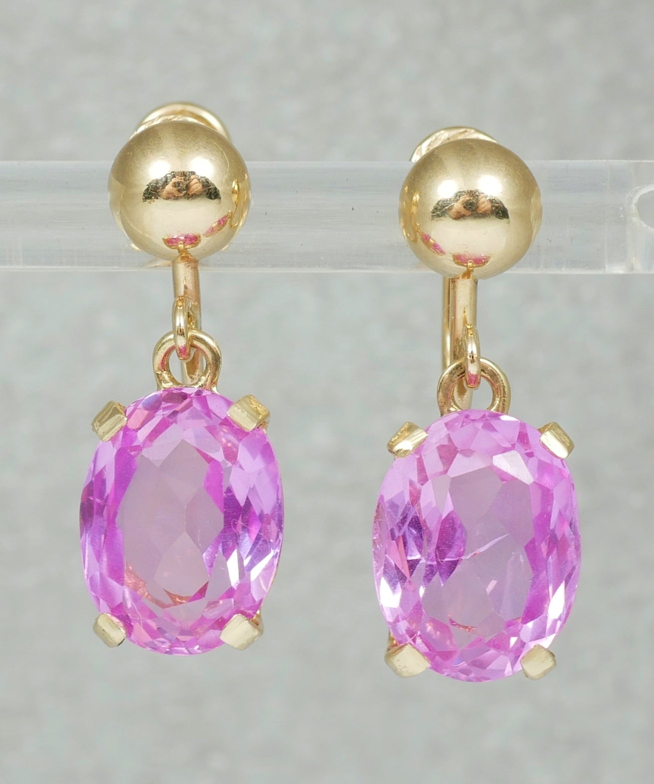 Vintage Pair of Solid 14ct Yellow Gold Pink Sapphire French Screw Earrings Set