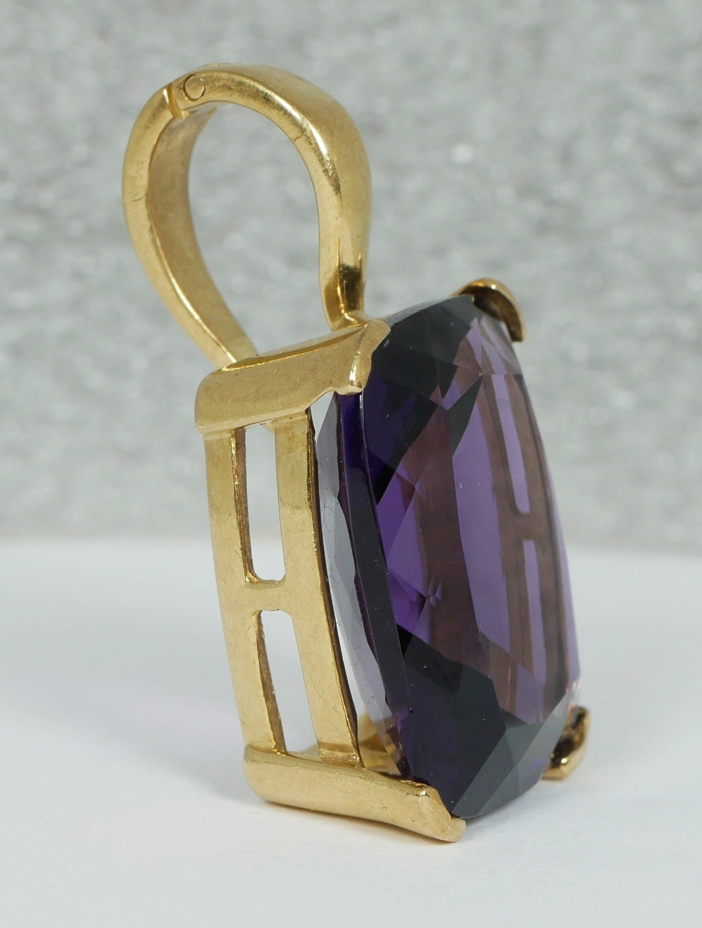 Solid 9ct Yellow Gold Cushion Cut Amethyst Enhancer Necklace Pendant