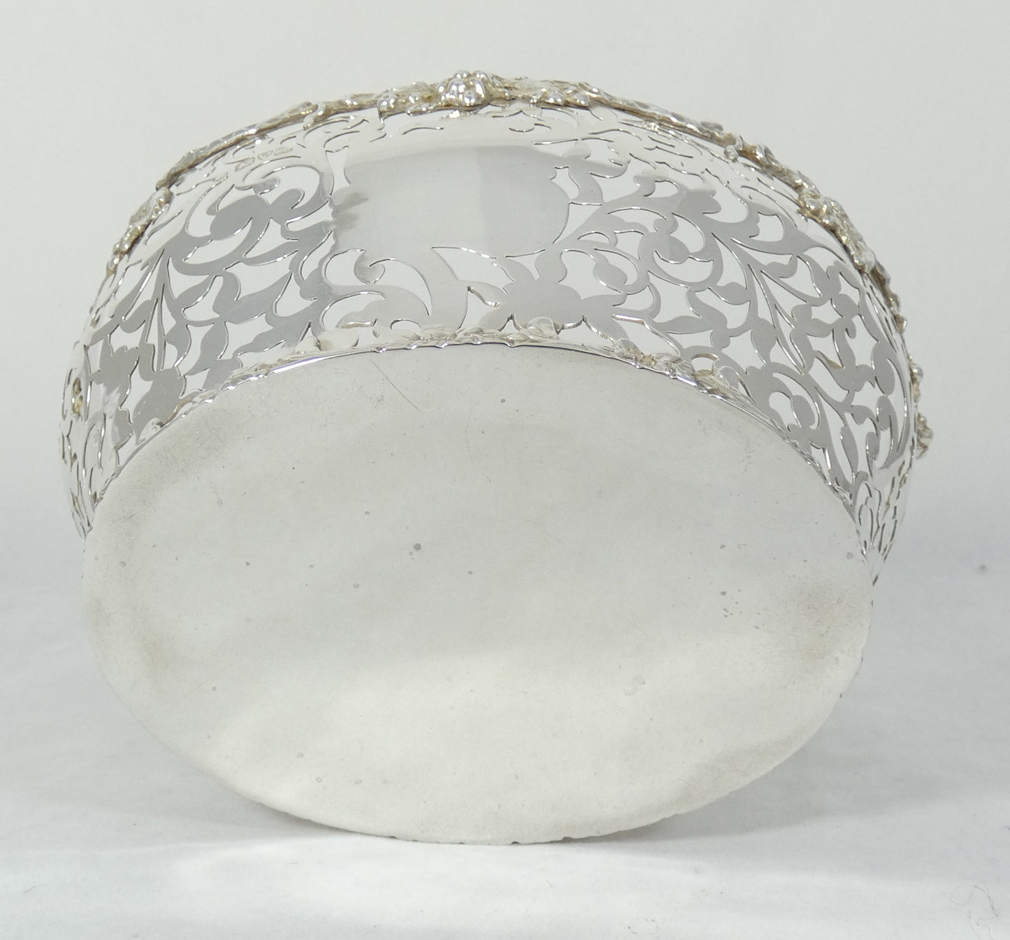 Antique Edwardian 1901 Sterling Silver Pierced Bread Basket Serving Bowl Grape