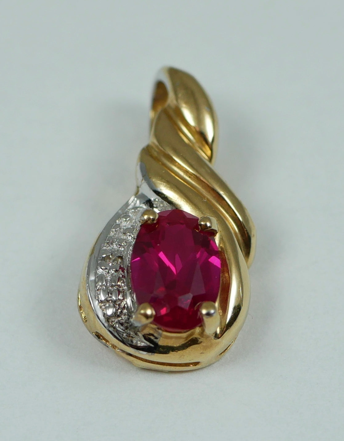 Solid 9ct Yellow Gold Oval Cut 0.48ct Ruby & Diamond 16mm Necklace Pendant 375