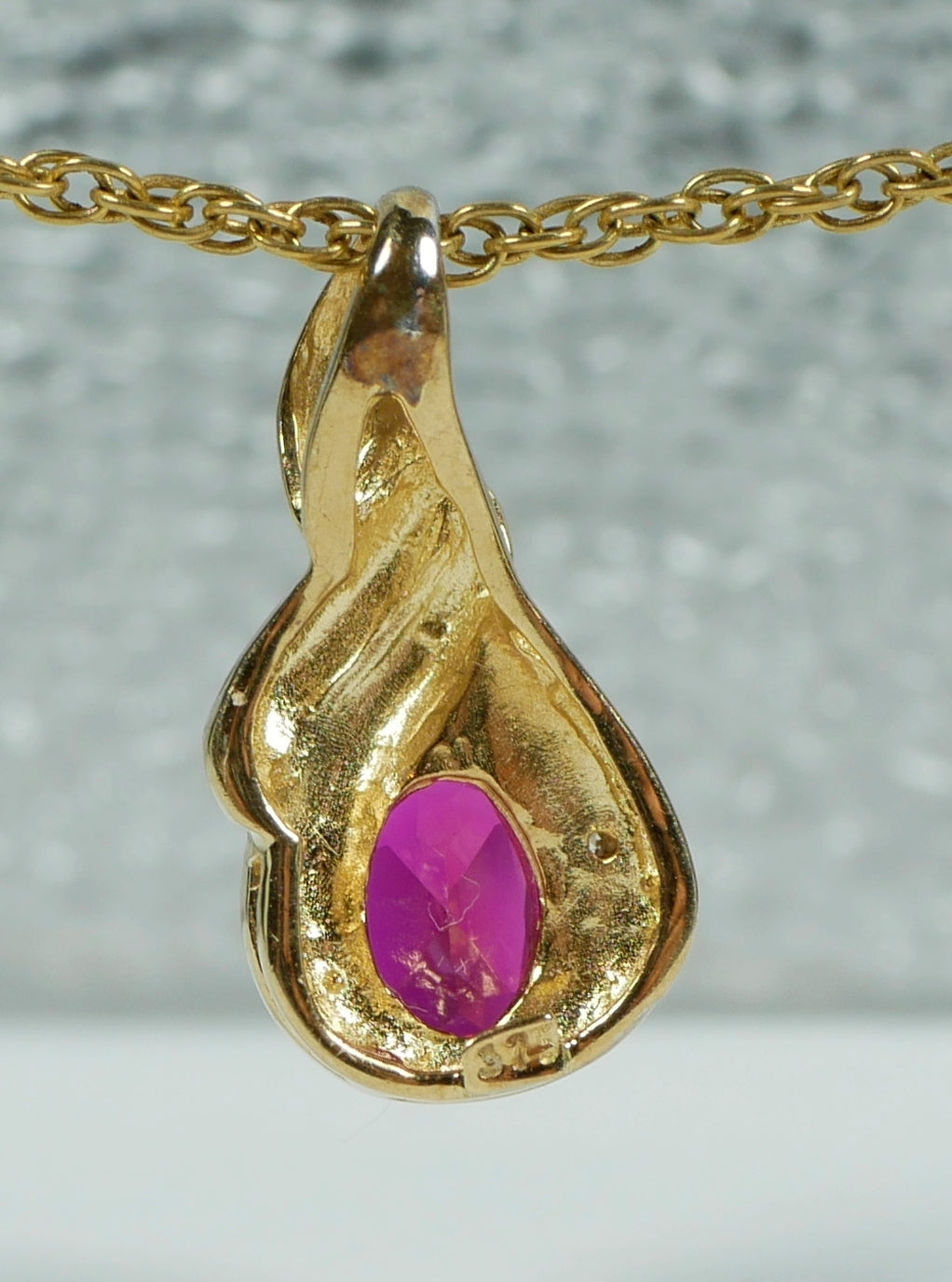 Solid 9ct Yellow Gold Oval Cut 0.48ct Ruby & Diamond 16mm Necklace Pendant 375
