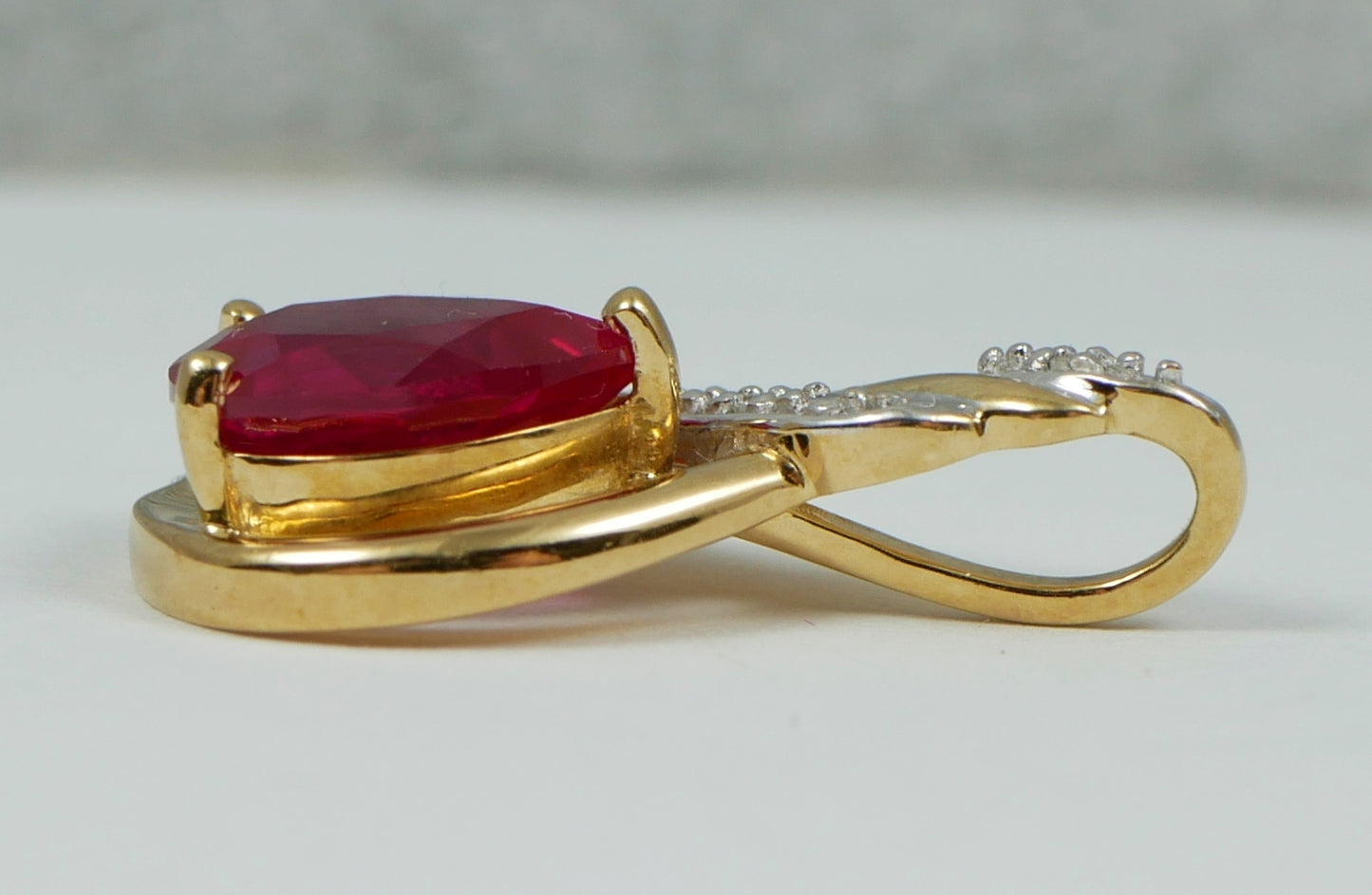 Solid 9ct Yellow Gold Pear Cut 1.81ct Ruby & Diamond 21mm Necklace Pendant 375