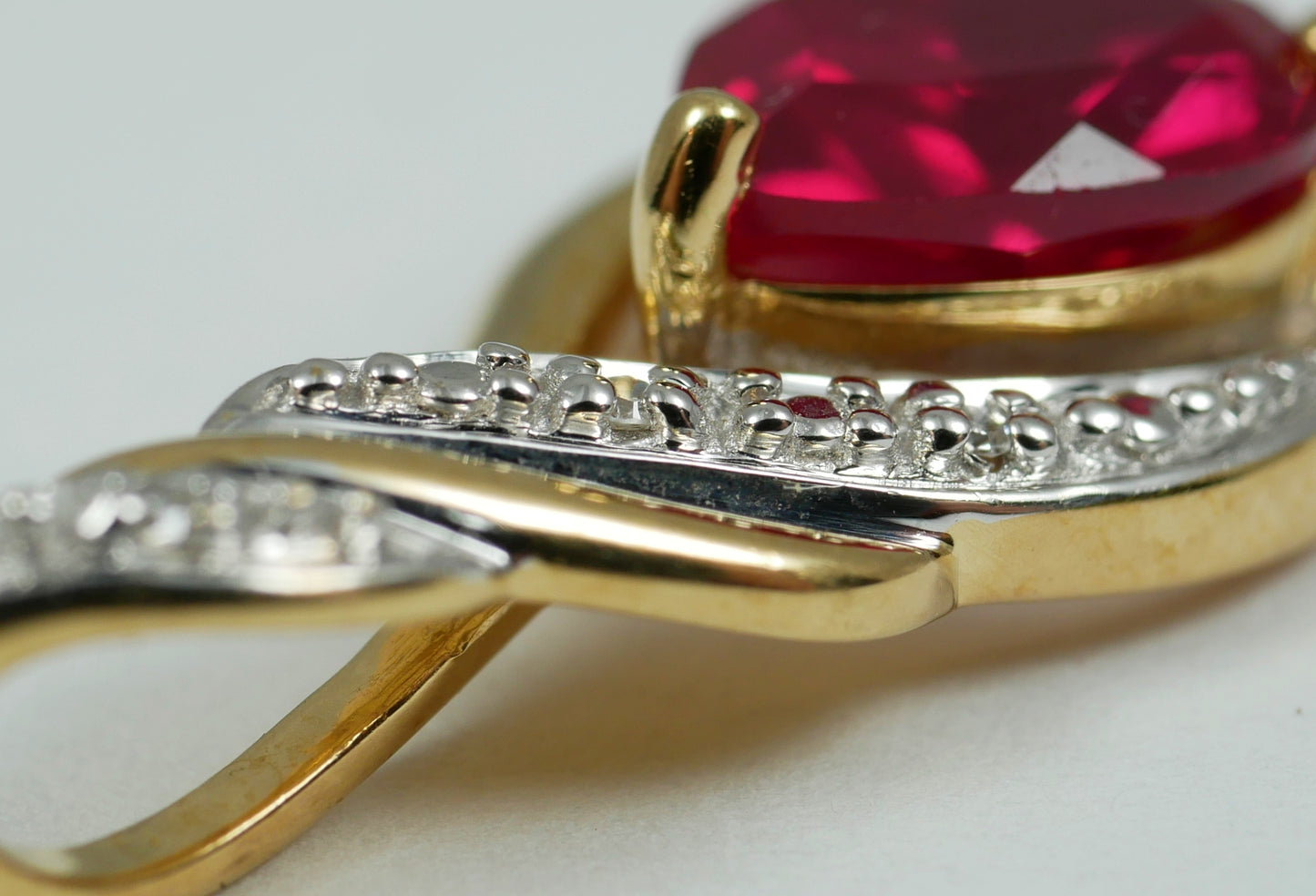 Solid 9ct Yellow Gold Pear Cut 1.81ct Ruby & Diamond 21mm Necklace Pendant 375