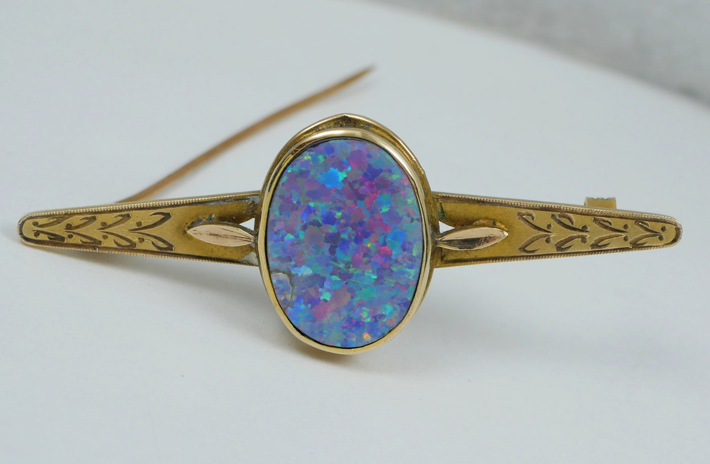 Antique Vintage Art Deco Solid 9ct Yellow Gold Black Opal Doublet Bar Brooch Pin