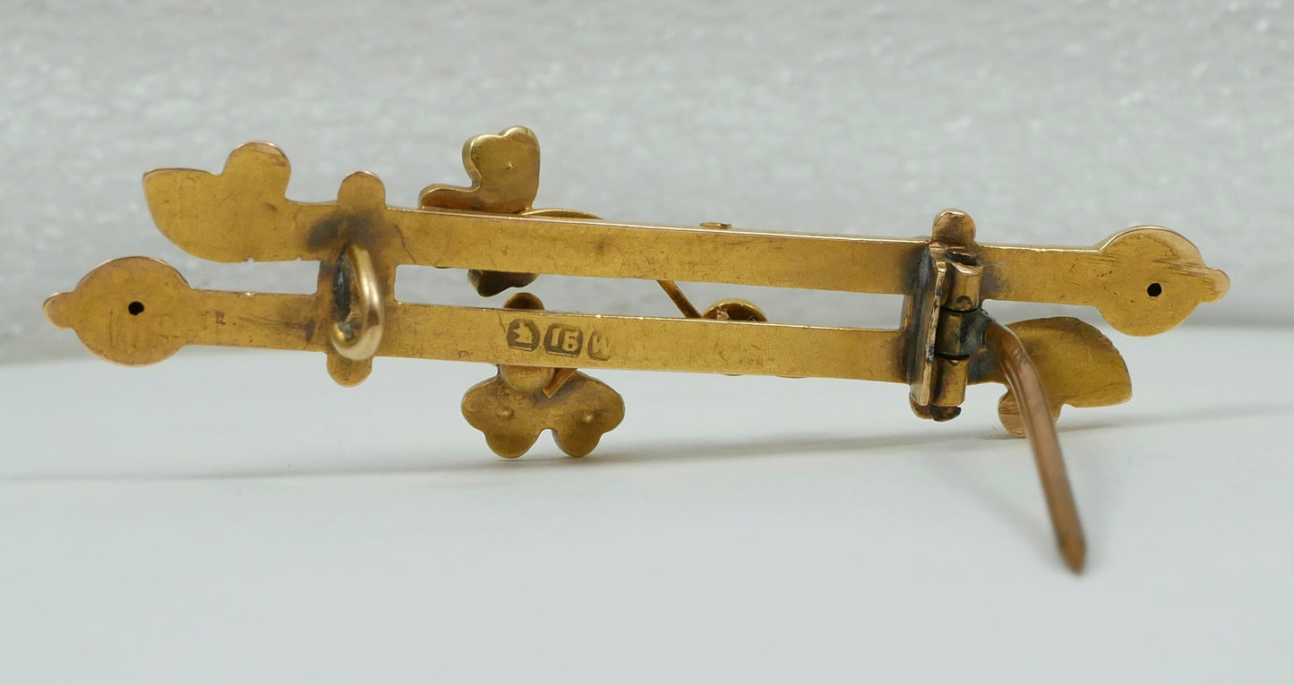 Antique Edwardian 1910 Solid 15ct Yellow Gold Seed Pearl Clover Leaf Brooch Pin