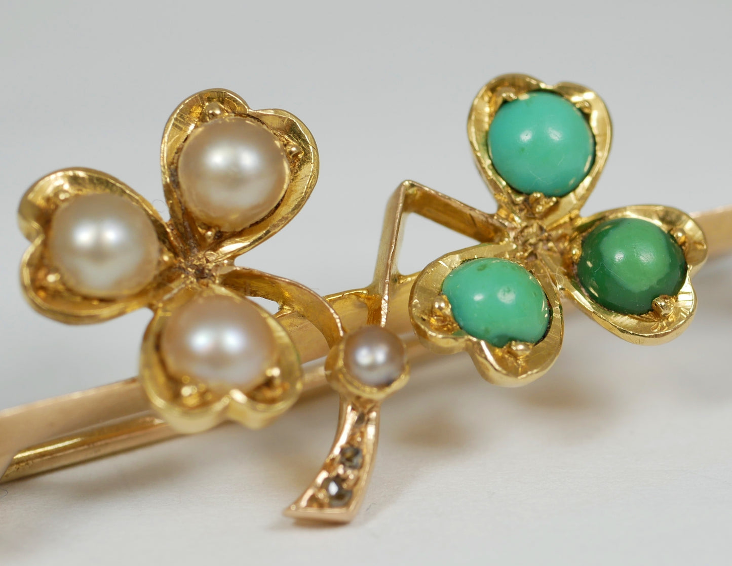 Antique Victorian Boxed 18ct Yellow Gold Turquoise Diamond Pearl Shamrock Brooch