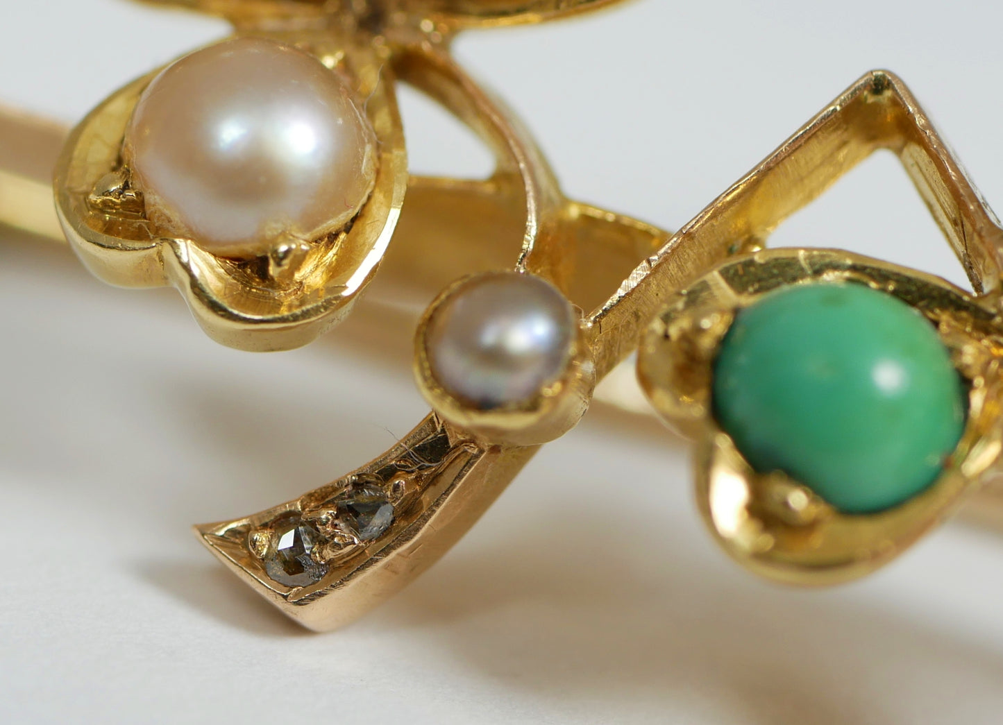 Antique Victorian Boxed 18ct Yellow Gold Turquoise Diamond Pearl Shamrock Brooch