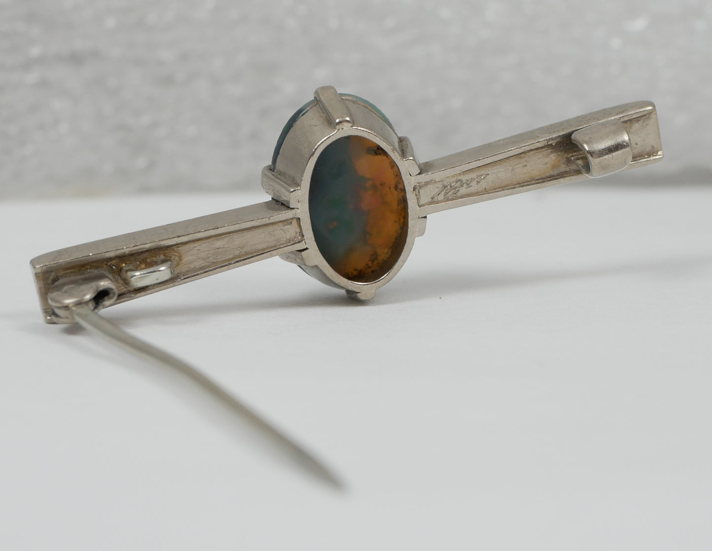 Antique Vintage 18ct White Gold Solid Black Lightning Ridge Opal Bar Brooch Pin