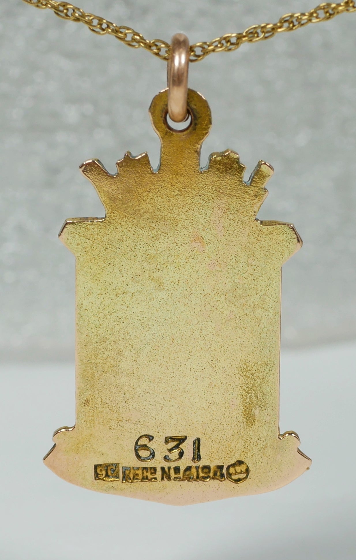 Antique Solid 9ct Yellow Gold Prince Alfred College Adelaide Pendant Medal Crest